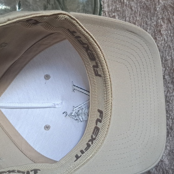 Flexfit Hat Cap Adult Large Extra Large Tan V Pine Tree Logo - Picture 4 of 5